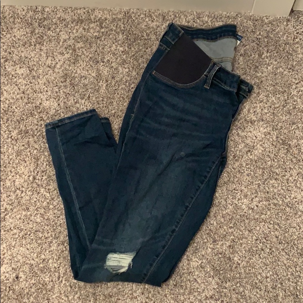 Old navy rockstar maternity jeans